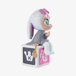 MOLLY 17th Anniversary Statue - Pink Moon Rabbit -Pop Mart 20231115 172043 330808 1200x1200