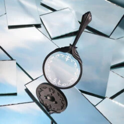 SKULLPANDA Image Of Reality Series-Handheld Mirror -Pop Mart 20240208 211559 054176 1200x1200