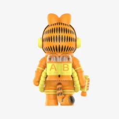 MEGA SPACE MOLLY 400% Garfield -Pop Mart 20240613 102941 744702 mega space molly 400 garfield mega 400 pop mart us 6 1200x1200