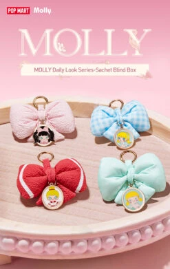 MOLLY Daily Look Series-Sachet Blind Box 31 MOLLY Daily Look Series-Sachet Blind Box -Pop Mart 20250106 101544 931864 1 molly daily look series sachet blind box accessories details popmart us 1200x1900