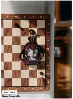 Hirono Echo Series - Mini Bag Blind Box -Pop Mart 20250403 155456 088007 8 hirono echo series mini bag blind box blind boxes details popmart us 1200x1615