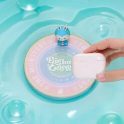 THE MONSTERS Big Into Energy Series-Wireless Charger -Pop Mart 20250418 173342 200126 5 the monsters big into energy series wireless charger accessories details popmart us 1200x1200