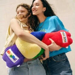 INSTINCTOY HUG YOU SERIES-Pillow -Pop Mart 20250429 143119 631830 4 instinctoy hug you series pillow accessories details popmart us 1200x1200